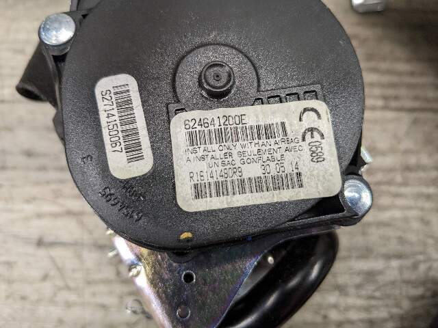 OEM BMW F15 F16 F85 F86 X5 X6 Front Right Seat Belt Seatbelt Retractor
