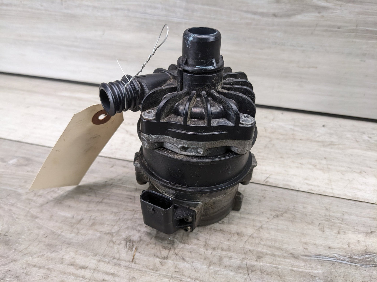 12-16 OEM BMW F22 F30 F34 F32 F36 M235 Auxiliary Electric Water Pump Engine N55