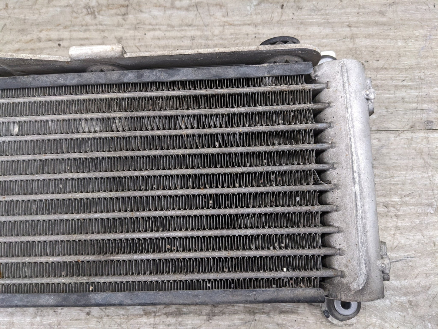 08-13 OEM BMW E88 E82 135 Convertible Coupe Engine N54 N55 Oil Cooler Radiator