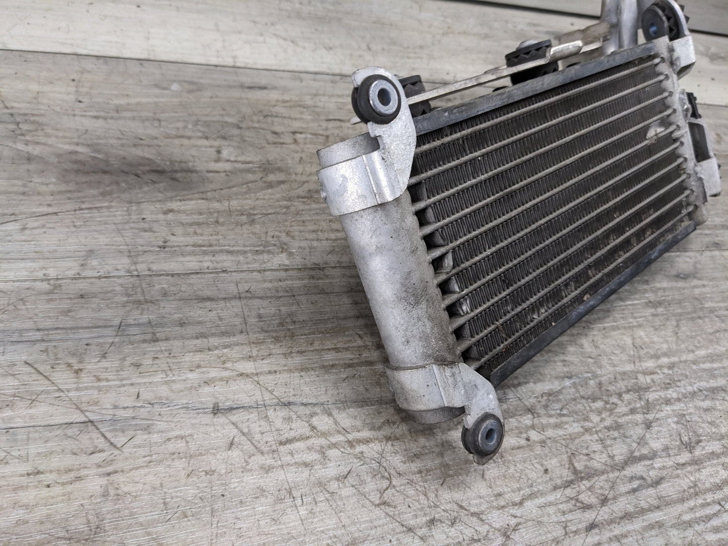 08-13 OEM BMW E88 E82 135 Convertible Coupe Engine N54 N55 Oil Cooler Radiator