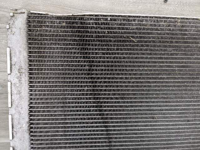 12-18 OEM BMW F10 M5 F06 F12 M6 Engine S63 Main Radiator Cooling*
