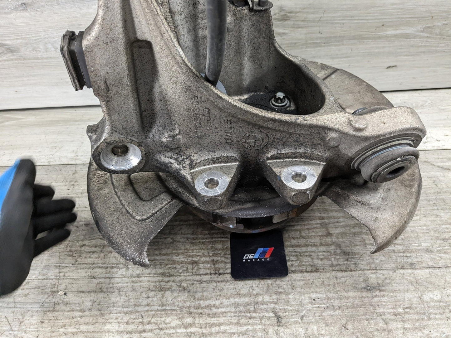OEM BMW F85 F86 F15 F16 X5 X6 Rear Left Driver Spindle Hub Carrier Knuckle