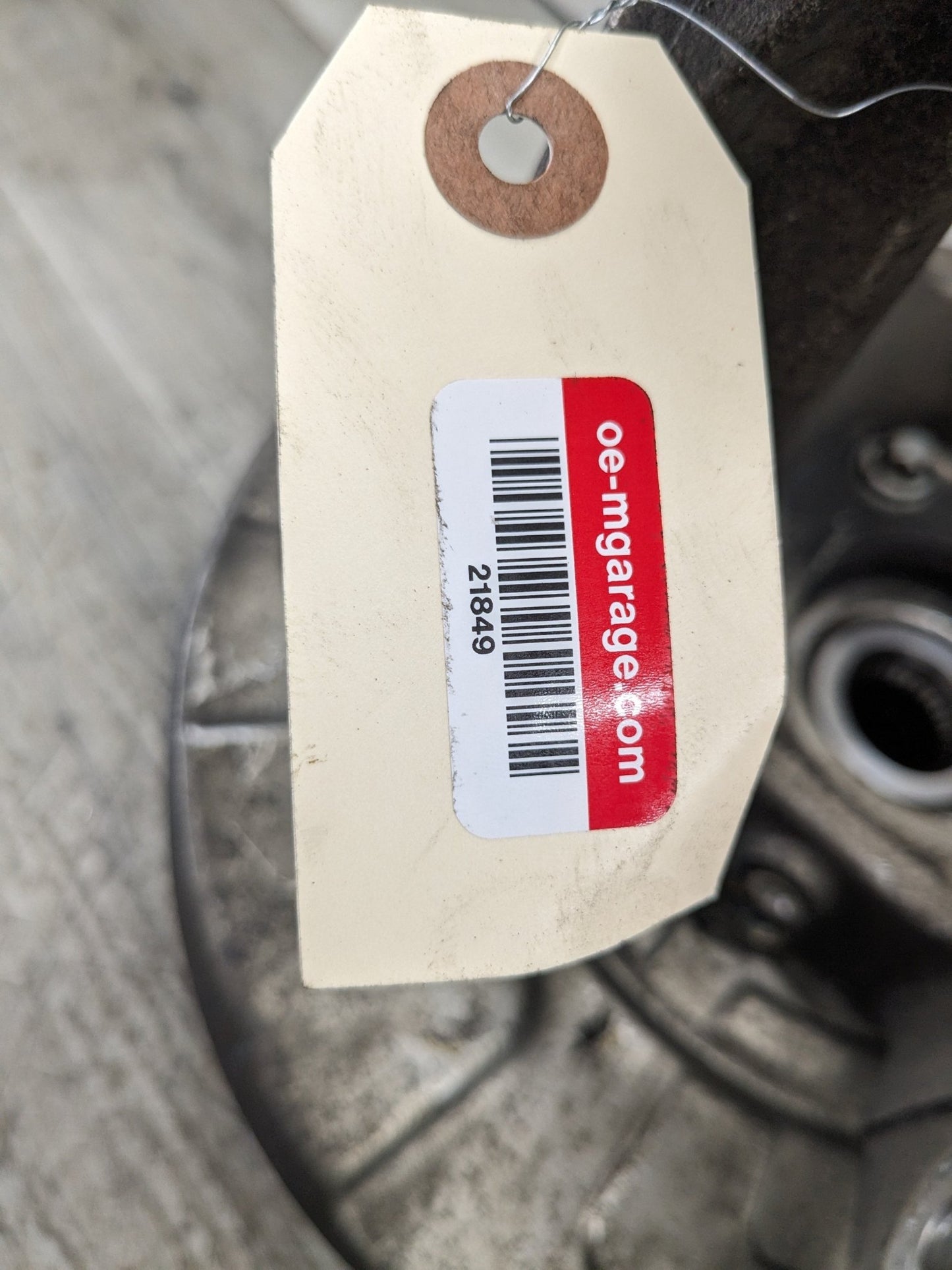 OEM BMW F85 F86 F15 F16 X5 X6 Rear Left Driver Spindle Hub Carrier Knuckle