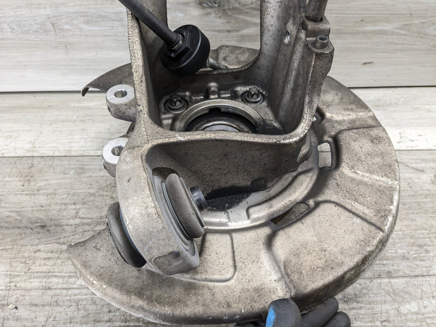 OEM BMW F85 F86 F15 F16 X5 X6 Rear Left Driver Spindle Hub Carrier Knuckle