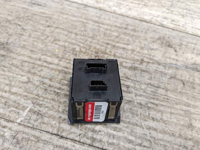 04-13 OEM BMW E90 E92 E93 Center Door Lock Hazard Warning Flasher Control Switch