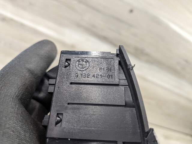 04-13 OEM BMW E90 E92 E93 Center Door Lock Hazard Warning Flasher Control Switch