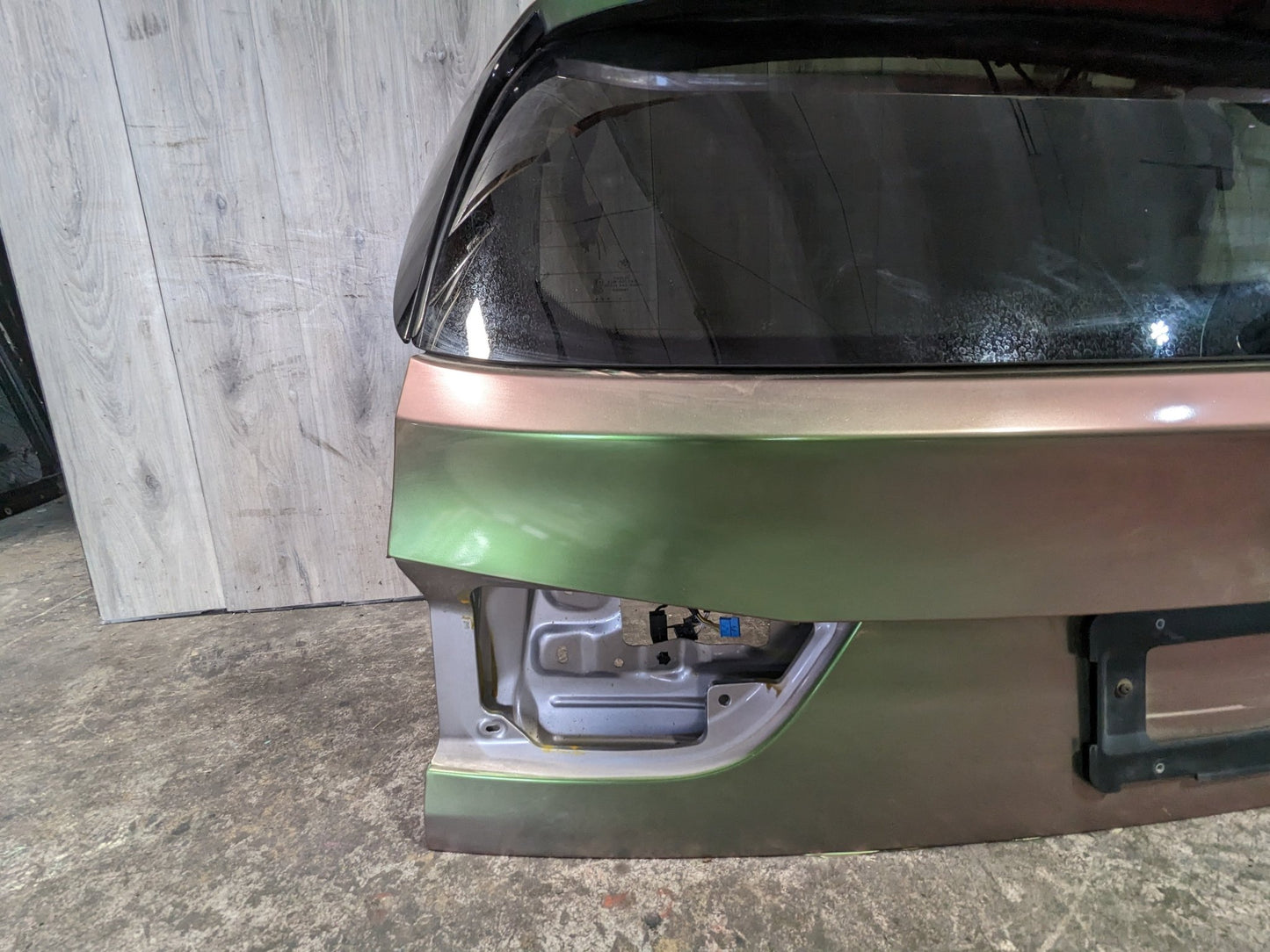 14-18 OEM BMW F15 F85 X5 Rear Trunk Lid Tail Gate Upper Door W/ Glass Gray
