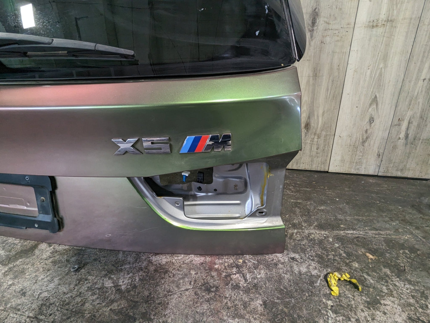 14-18 OEM BMW F15 F85 X5 Rear Trunk Lid Tail Gate Upper Door W/ Glass Gray