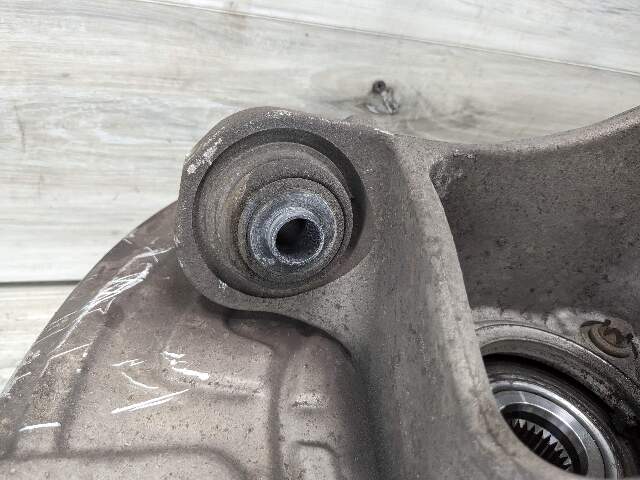 OEM BMW F85 F86 F15 F16 X5 X6 Rear Left Side Spindle Hub Carrier Knuckle