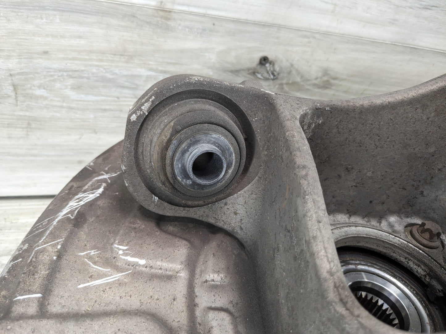 OEM BMW F85 F86 F15 F16 X5 X6 Rear Left Side Spindle Hub Carrier Knuckle