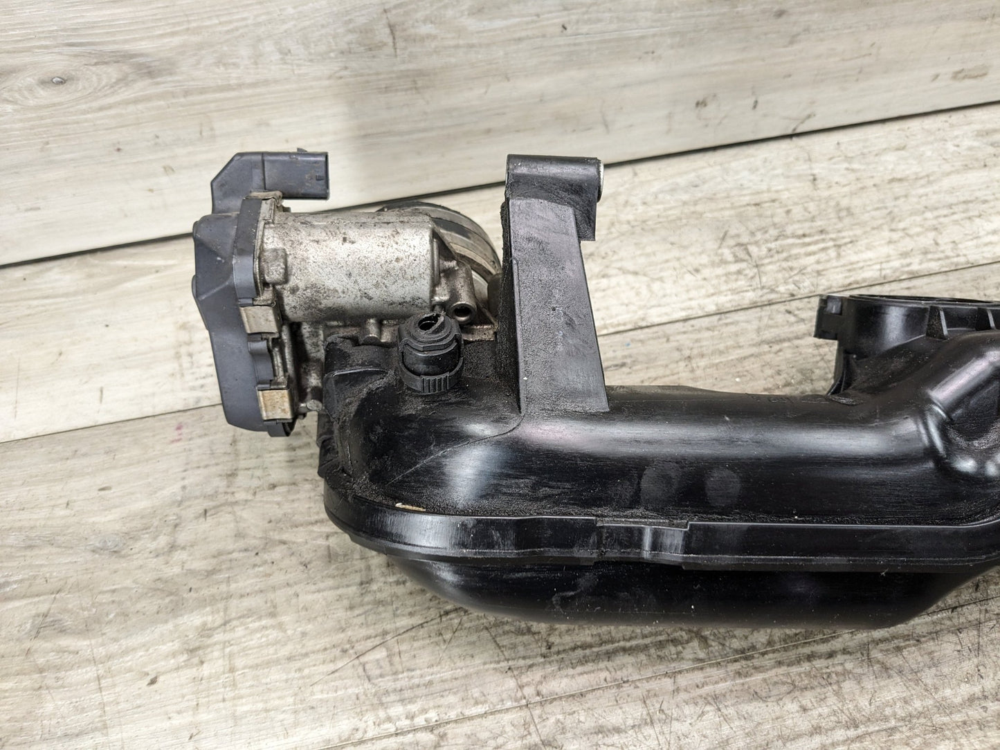 10-19 BMW 550 650 F10 F12 X5M X6M Passenger Side Engine S63 Intake Manifold 1-4