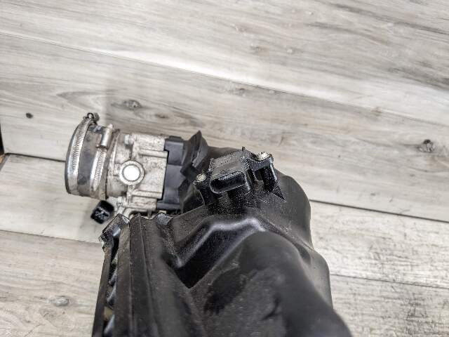 10-19 BMW 550 650 F10 F12 X5M X6M Passenger Side Engine S63 Intake Manifold 1-4