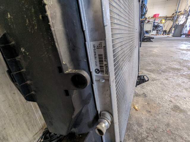 14-19 BMW F85 F86 X5M X6M S63R Engine Main Radiator Cooling ASSEMBLY w/ Fan
