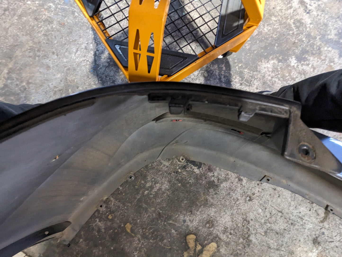 OEM BMW F31 320i 328i Rear Bumper Cover w/ PDC PRE LCI