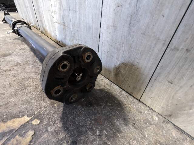 15-18 OEM BMW F85 X5M F86 X6M Rear Cardan Drive Shaft Assembly Axle