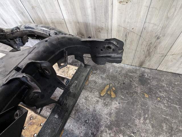 15-18 OEM BMW F85 X5M F86 X6M Rear Subframe Crossmember Suspension Carrier