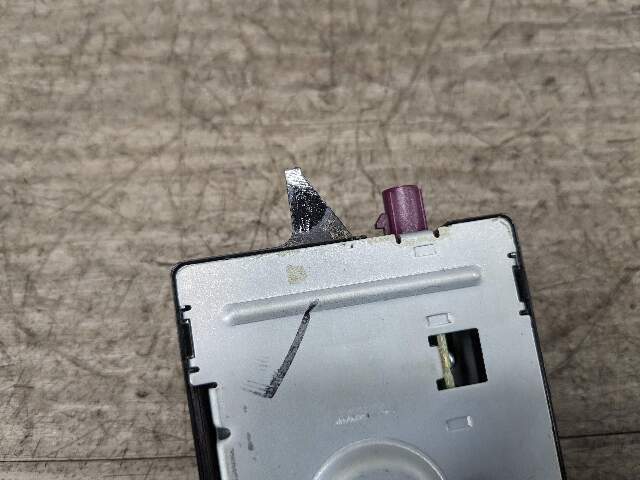 OEM BMW F30 F32 F33 F36 Radio Amplifier Back Up Antenna Control Module Unit