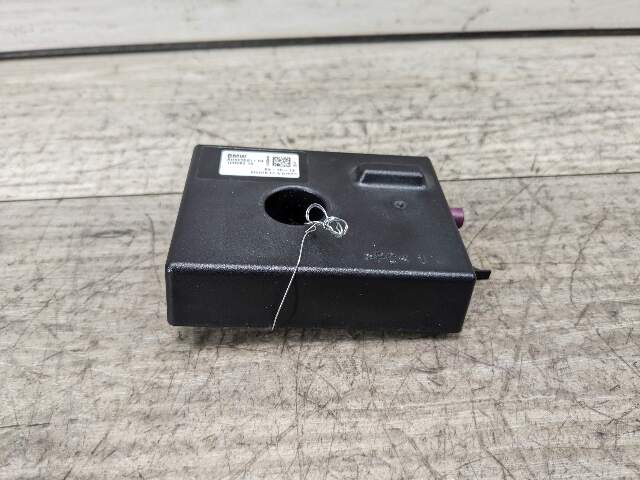 OEM BMW F30 F32 F33 F36 Radio Amplifier Back Up Antenna Control Module Unit