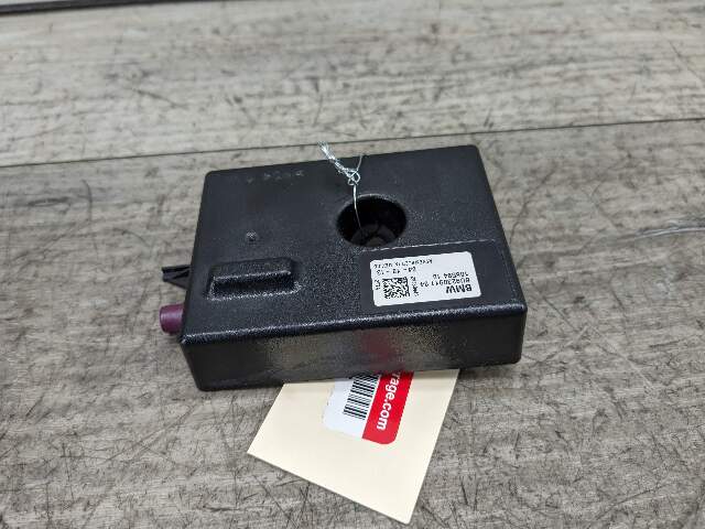 OEM BMW F30 F32 F33 F36 Radio Amplifier Back Up Antenna Control Module Unit