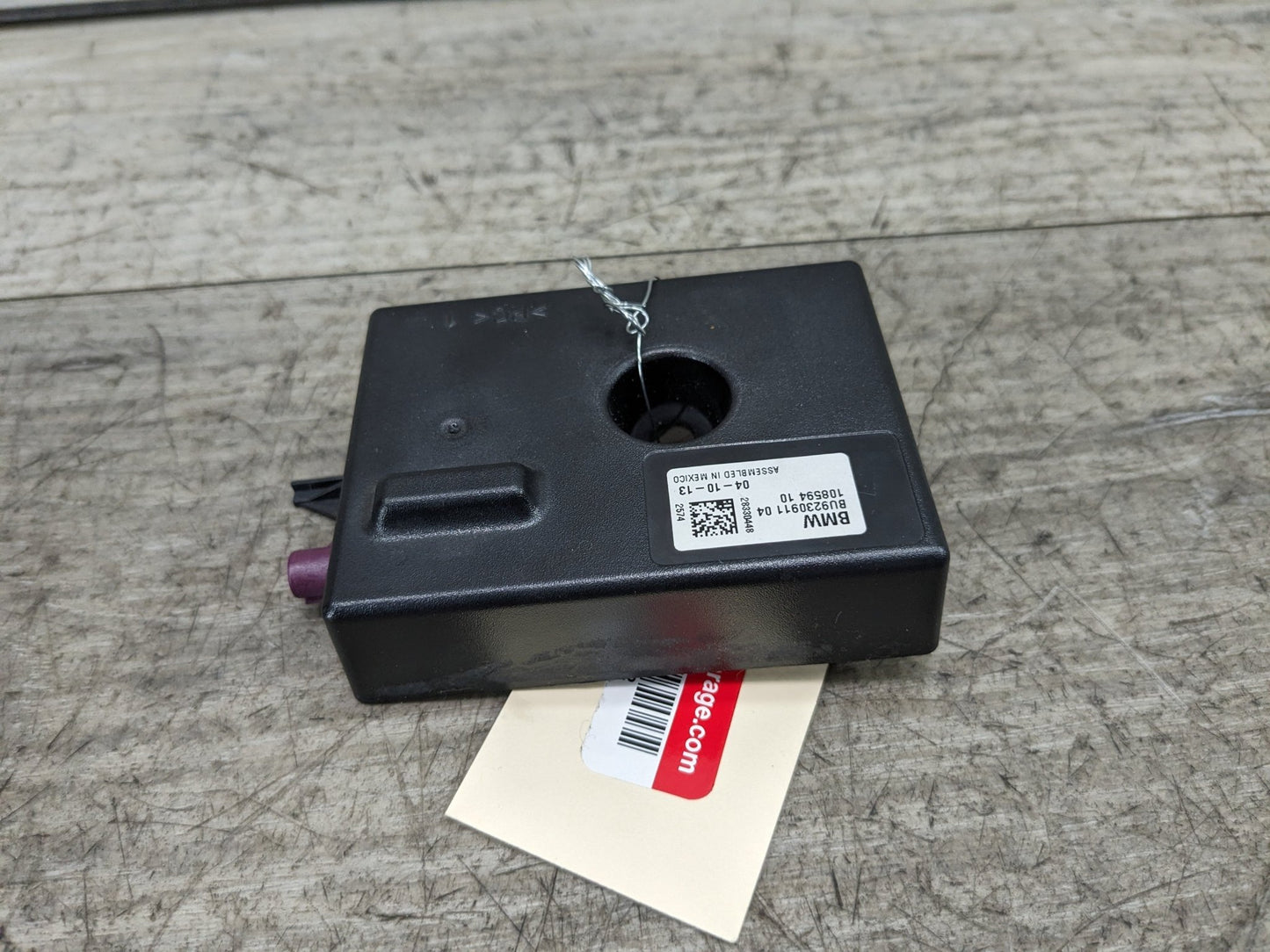 OEM BMW F30 F32 F33 F36 Radio Amplifier Back Up Antenna Control Module Unit