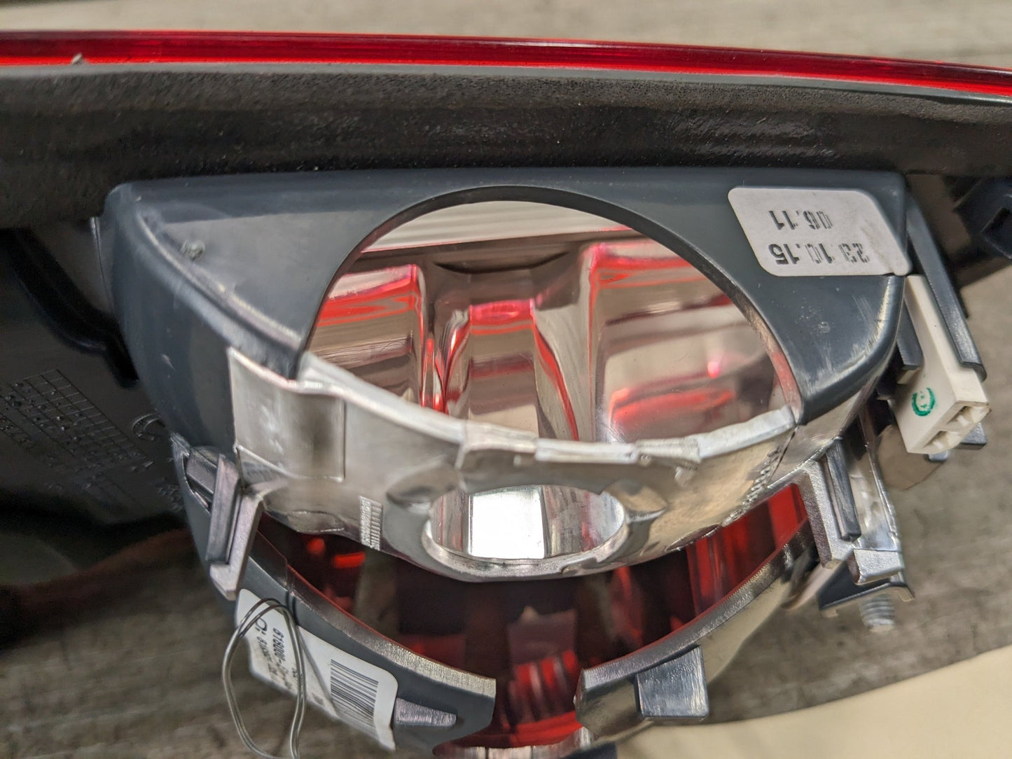 14-17 OEM BMW F32 F33 F36 F83 Rear Right Passenger Side Inner Tail Light