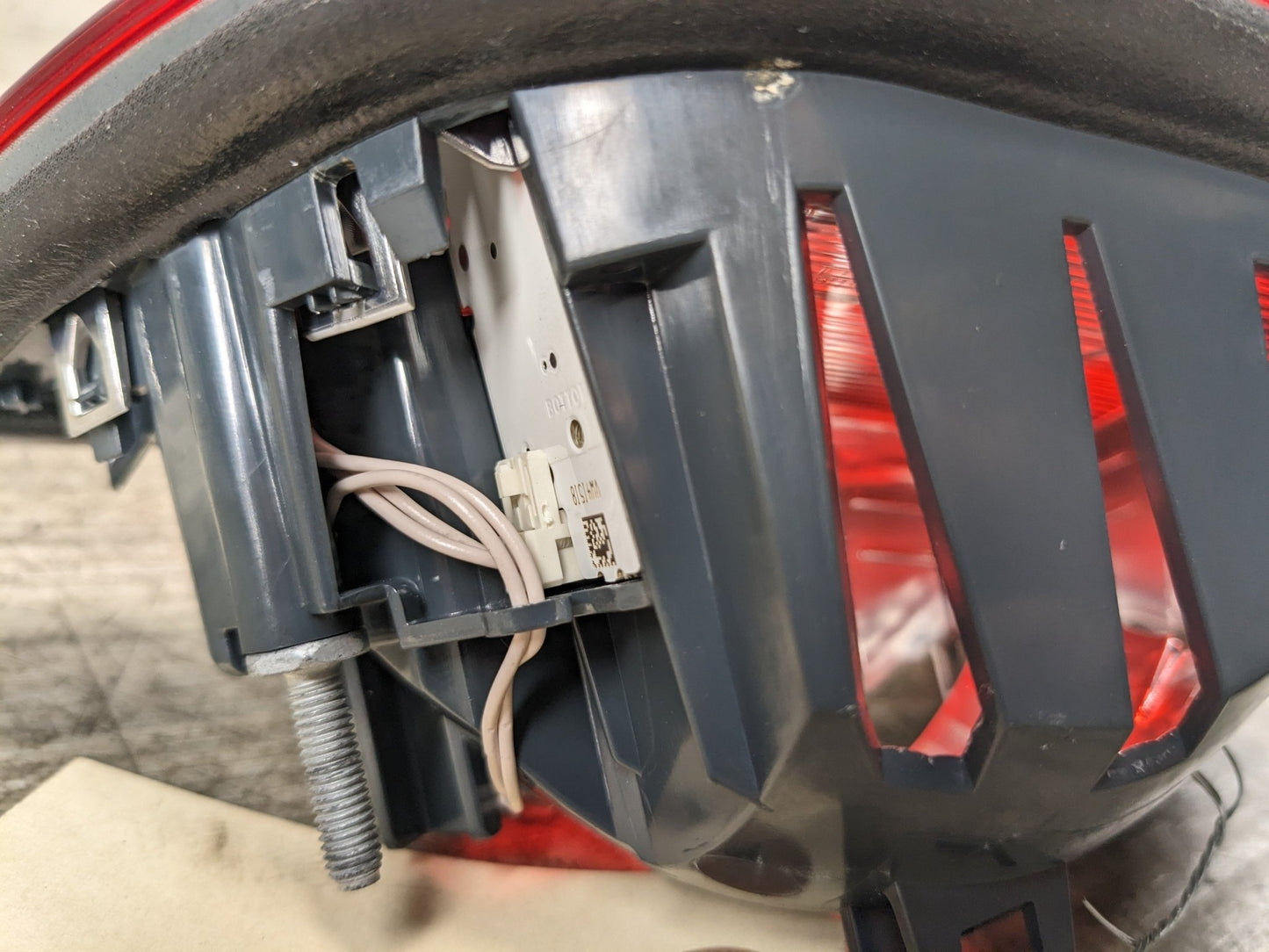 14-17 OEM BMW F32 F33 F36 F83 Rear Right Passenger Side Inner Tail Light