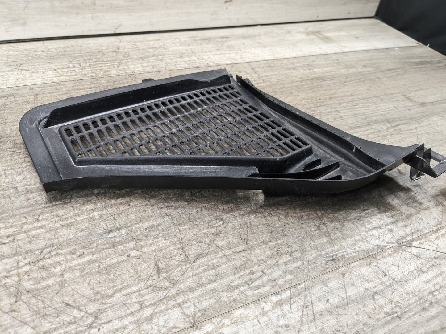 11-17 OEM BMW F25 X3 Front Left Right Firewall Cowl Grille Vent Slot Cover SET