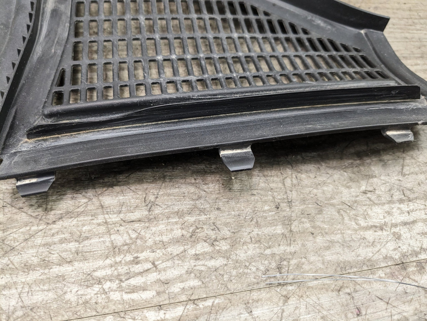 11-17 OEM BMW F25 X3 Front Left Right Firewall Cowl Grille Vent Slot Cover SET