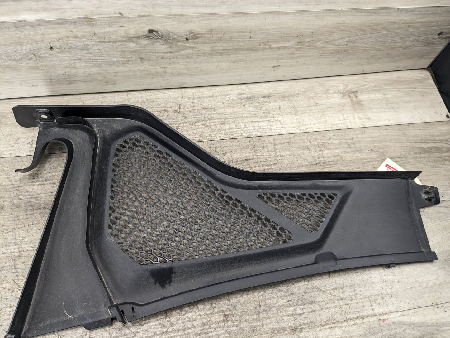 12-19 OEM BMW F15 F16 F85 F86 X5 X6 Front Left Windshield Cowl Assembly Cover