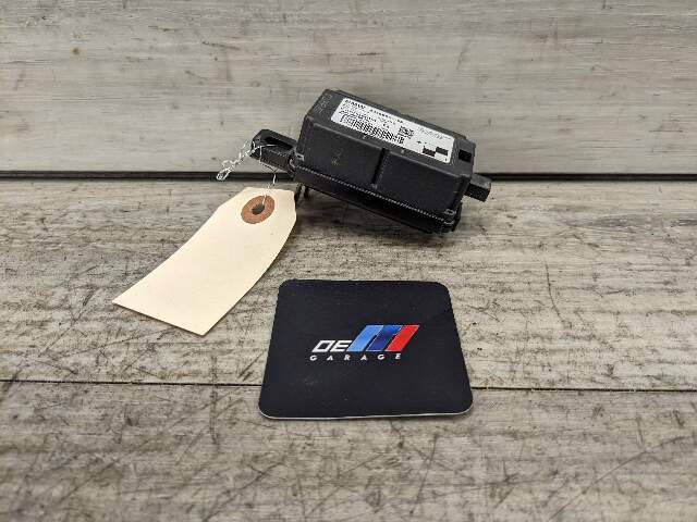 OEM BMW F22 F30 F32 F80 F82 X5 X6 Radio Remote Control Module Receiver Unit