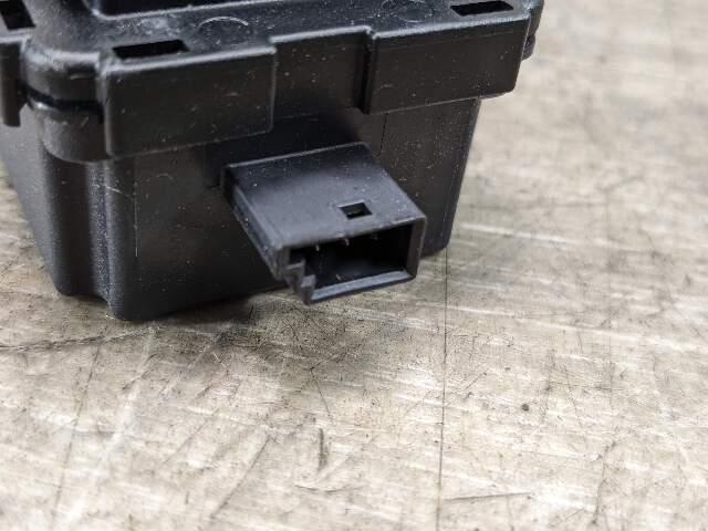 OEM BMW F22 F30 F32 F80 F82 X5 X6 Radio Remote Control Module Receiver Unit