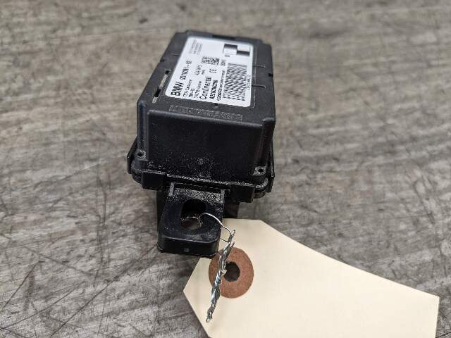 OEM BMW F22 F30 F32 F80 F82 X5 X6 Radio Remote Control Module Receiver Unit