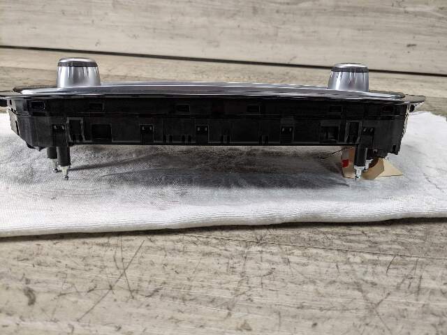 17-20 OEM BMW F90 M5 G30 AC Switch Heater Control Panel Radio Media Buttons