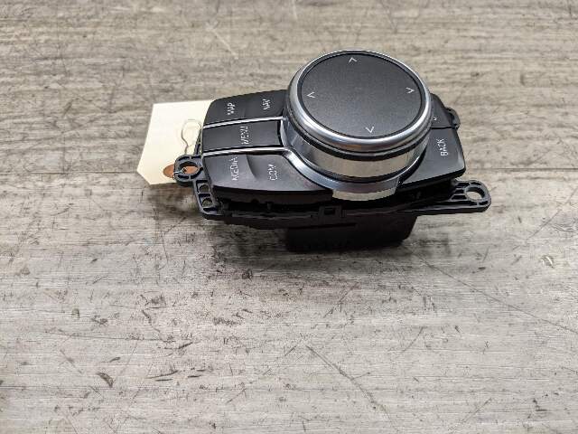 OEM BMW F90 G01 G02 G30 X3 M5 iDrive Navigation Controller Knob NBT NAV Button