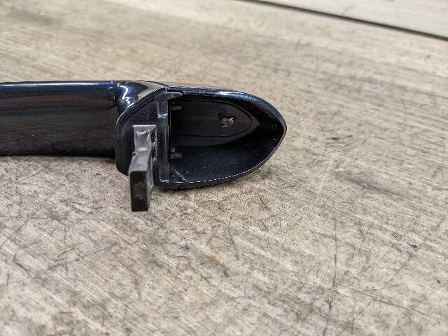 17-22 OEM BMW G20 G30 F90 M5 M8 COMFORT ACCESS Rear Driver Door Handle Blue A89