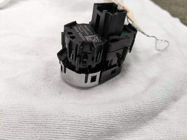 17-23 OEM BMW G30 G32 530 540 M550 Engine Start Stop Button Push Dash Switch