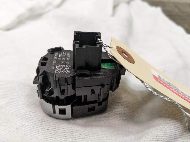 17-23 OEM BMW G30 G32 530 540 M550 Engine Start Stop Button Push Dash Switch