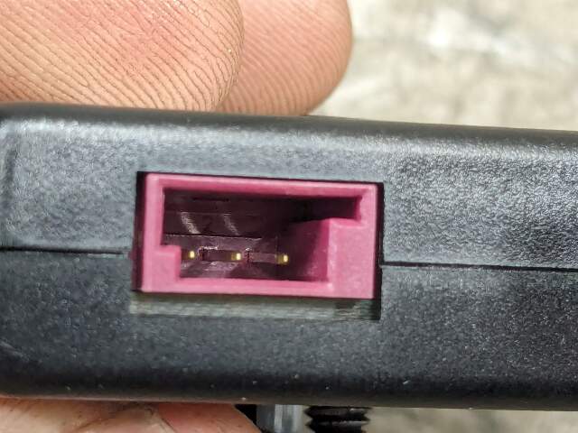 OEM BMW F15 F16 F26 F85 F86 Trap Circuit Radio Noise Filter Antenna Module