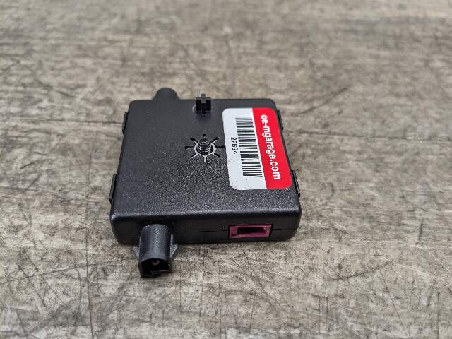 OEM BMW F15 F16 F26 F85 F86 Trap Circuit Radio Noise Filter Antenna Module