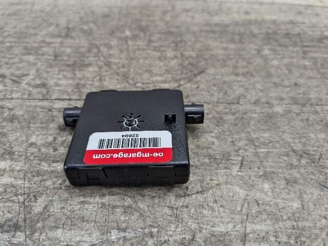 OEM BMW F15 F16 F26 F85 F86 Trap Circuit Radio Noise Filter Antenna Module