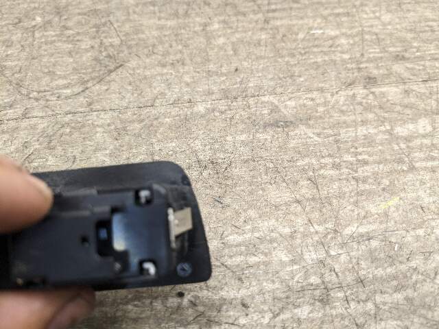 OEM BMW G12 F36 F10 F15 F85 M5 F06 M6 F01 F02 Rear Trunk Lid Center Lock Switch