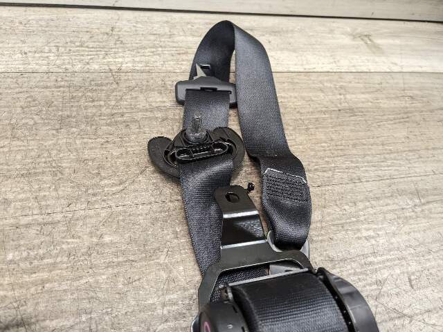 OEM BMW F85 X5M Rear Right Passenger Seat Belt Seatbelt Retractor Black