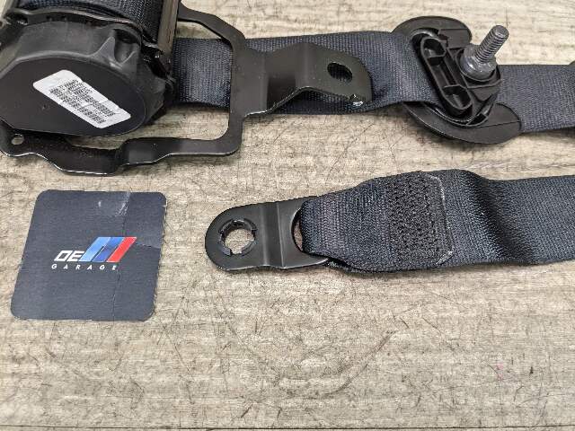 OEM BMW F85 X5M Rear Right Passenger Seat Belt Seatbelt Retractor Black