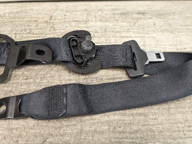 OEM BMW F85 X5M Rear Right Passenger Seat Belt Seatbelt Retractor Black