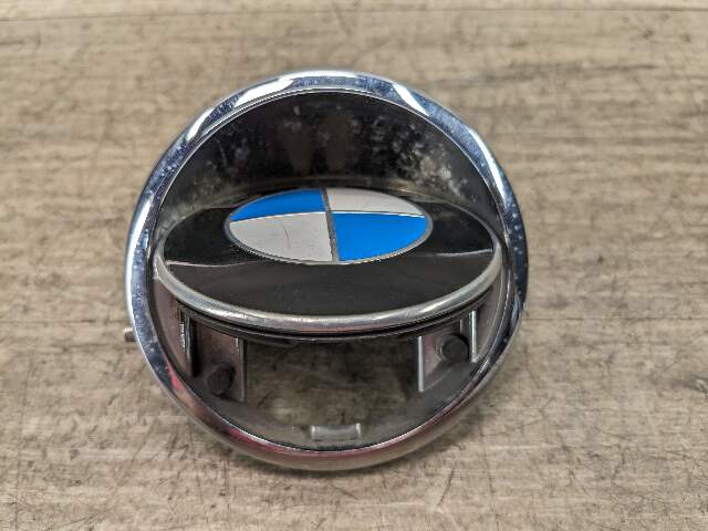 12-18 OEM BMW F13 F12 F06 M6 640i 650i Trunk Lid Emblem Button Ring with RVC*