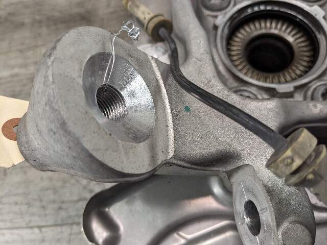 17-23 OEM BMW G30 530 540 M5550 REAR Left Drive Side Hub Knuckle Bearing Carrier