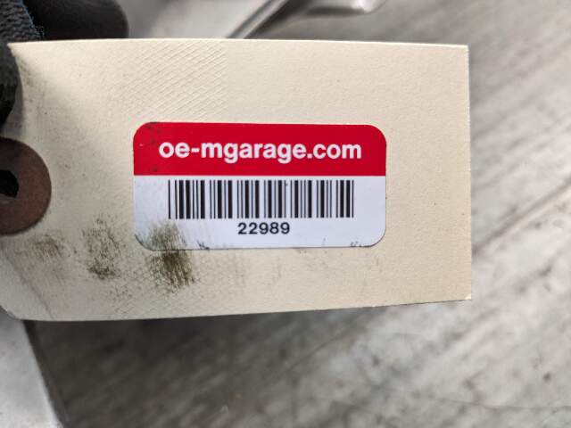 17-23 OEM BMW G30 530 540 M5550 REAR Right Passenger Hub Knuckle Bearing Carrier