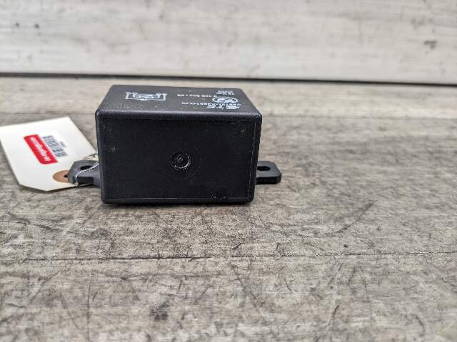 OEM BMW F10 F13 F85 F30 F32 F06 F80 F82 M3 M4 M6 Cooling Fan Relay Control 130A