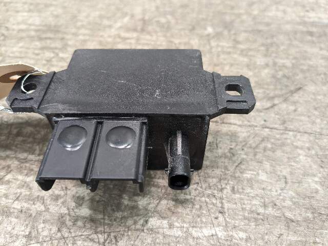 OEM BMW F10 F13 F85 F30 F32 F06 F80 F82 M3 M4 M6 Cooling Fan Relay Control 130A