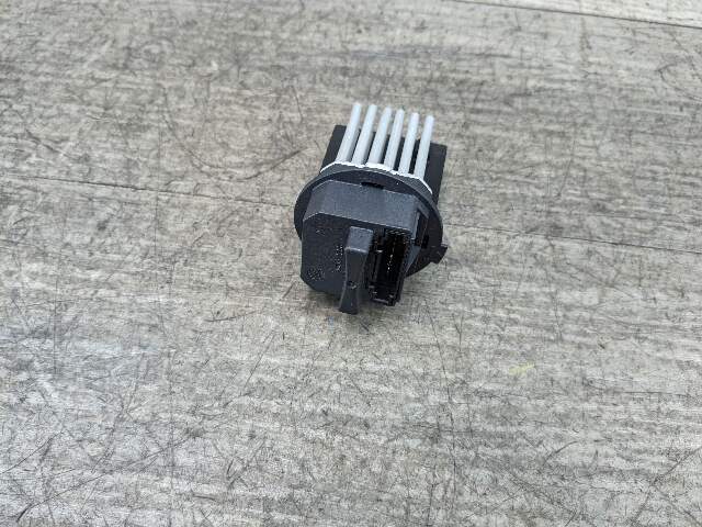 07-18 OEM BMW F15 X5 F85 X5M AC Air Conditioner Heater Blower Fan Motor Resistor